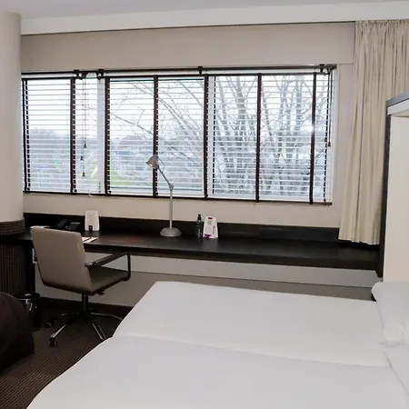 Westcord Art 4 Stars Hotel 4*