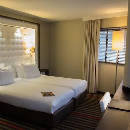 فندق ويست كورد آرت هوتل 4 ستارز