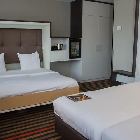 ويست كورد آرت هوتل 4 ستارز أمستردام