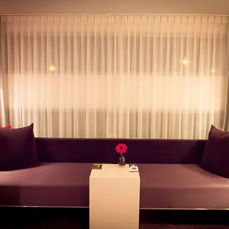 ويست كورد آرت هوتل 4 ستارز أمستردام