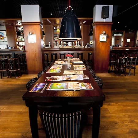 ويست كورد آرت هوتل 4 ستارز أمستردام