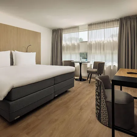 ويست كورد آرت هوتل 4 ستارز فندق أمستردام