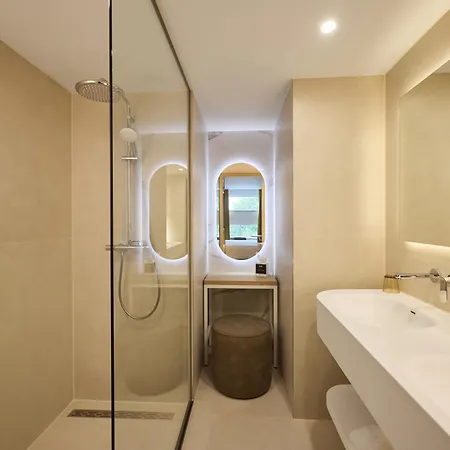 Westcord Art 4 Stars Hotell 4*