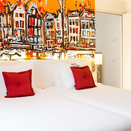 Westcord Art 4 Stars Hotel 4*
