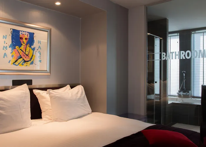 ホテル ウエストコード アート 4 スターズ 4*