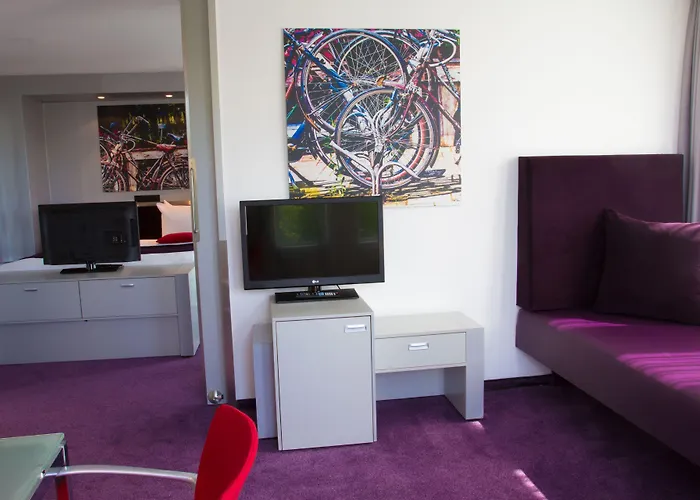 ウエストコード アート 4 スターズ ホテル 4*