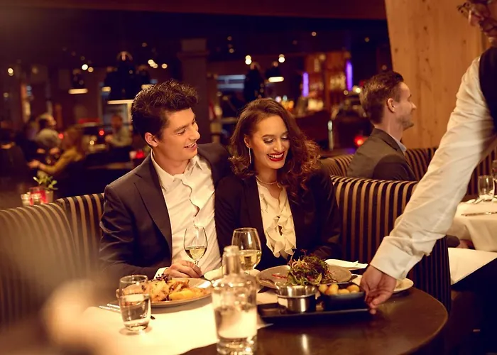 ウエストコード アート 4 スターズ ホテル