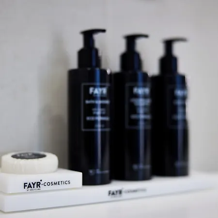 Westcord Art 4 Stars Otel